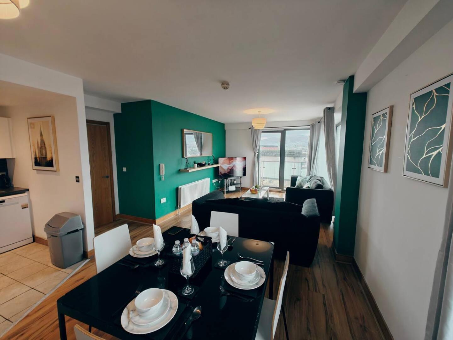 2Br Mountain View City Centre بلفاست المظهر الخارجي الصورة