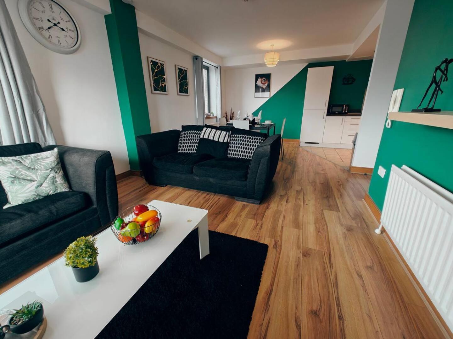 2Br Mountain View City Centre بلفاست المظهر الخارجي الصورة